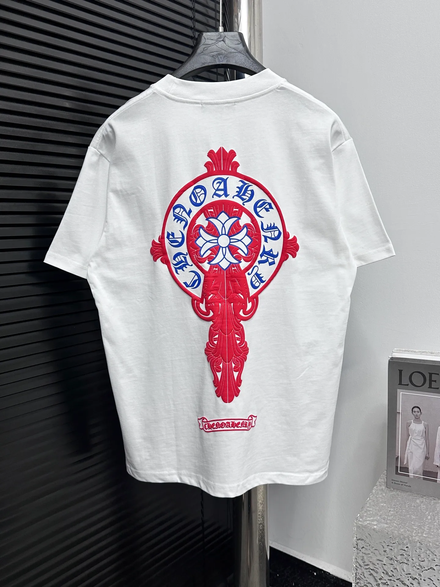 🅿️180 [Chrome heart*] Chrome heart 25ss early spring new cross foam short-sleeved T-shirt ·280 grams of 100% cotton double yarn jersey fabric ·Special thickened 32 pieces of double-strand 1x1 thread in the same cylinder custom dyeing ·Double-needle stitching and cross-stitching technology ·Original main mark washed tag Color: Black White Size: S-XL